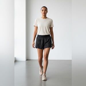 Under Armor Lined Women's Athletic Shorts XL Hidden Pockets